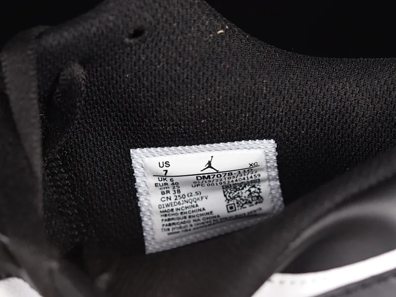 All categories Air Jordan Jordan series basketball shoes Air Jordan 1 Low Air Jordan 1 Low AJ1 Joe 1 black and blue Grimace DM7078-110